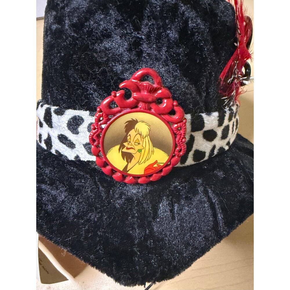 Disney Parks Cruella de Vil Velvet Top Hat Adult